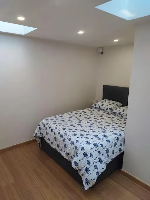 Apartment Loft Centre Face Au Parc Des Buttes Chaumont